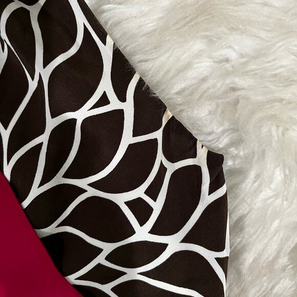 NEW Ann Taylor Silk Classic Keyhole Bow Spiral Flower Sleeveless Two Tone Top 4 - Picture 14 of 16